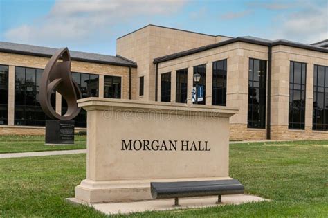 Washburn University Morgan Hall: Campus Living Revitalized