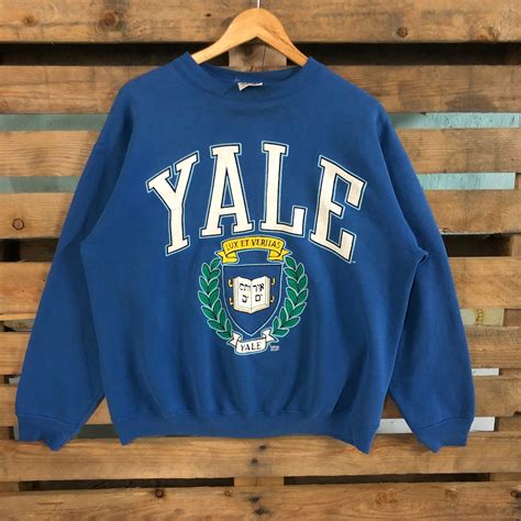 Yale University Crewneck: Style And Comfort Redefined